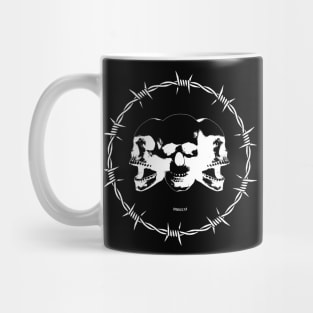 barbed wire skulls Mug